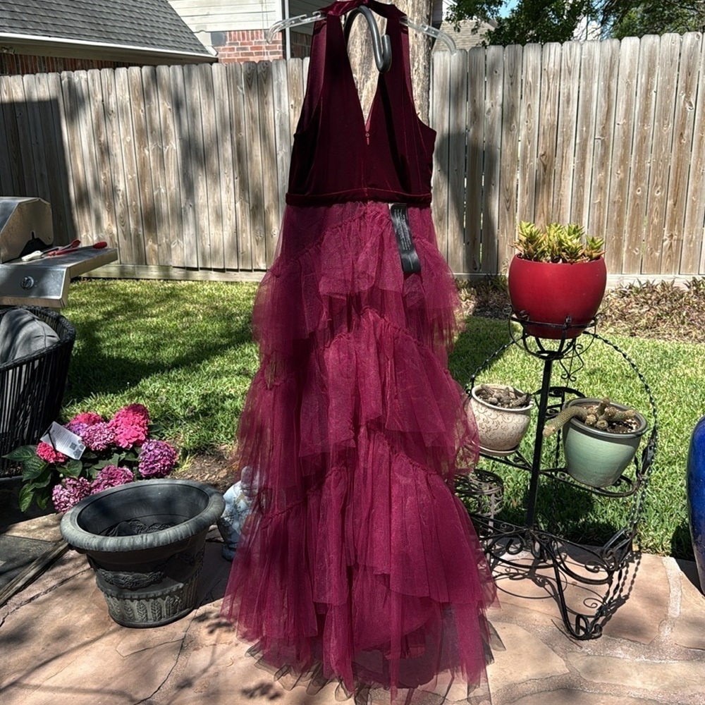New REVOLVE / BCBGMAXAZRIA Velvet Ruffle Gown in Cabernet Size medium - Picture 17 of 17